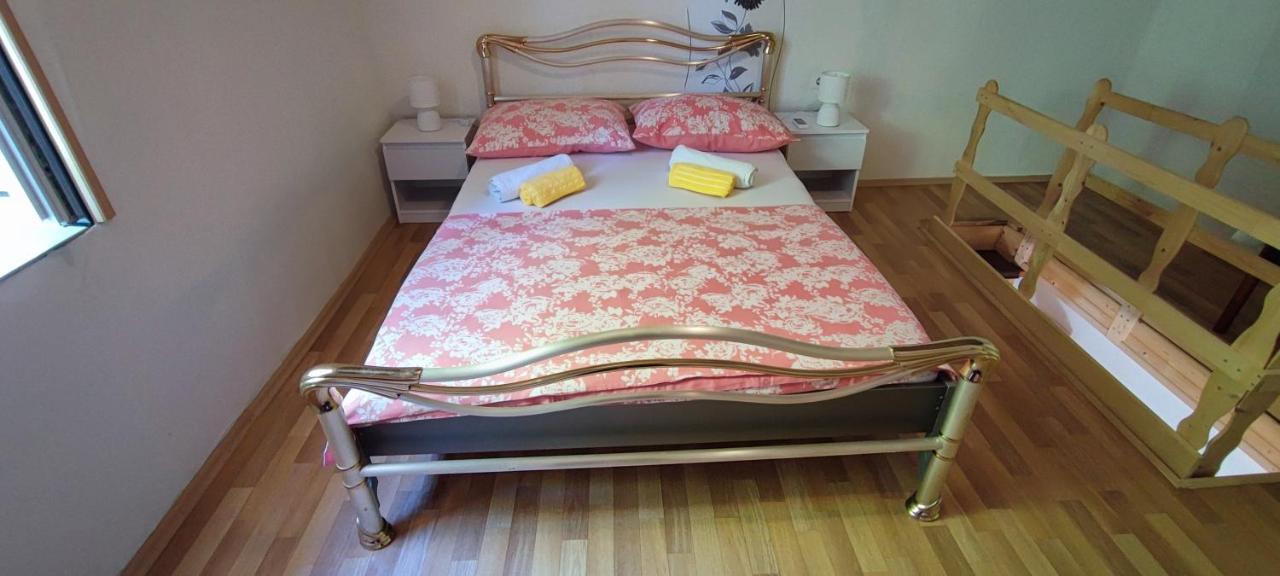 Studio Apartman Kastel Kambelovac Kastela Luaran gambar