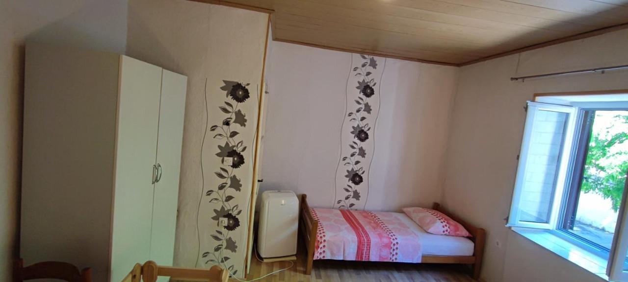 Studio Apartman Kastel Kambelovac Kastela Luaran gambar