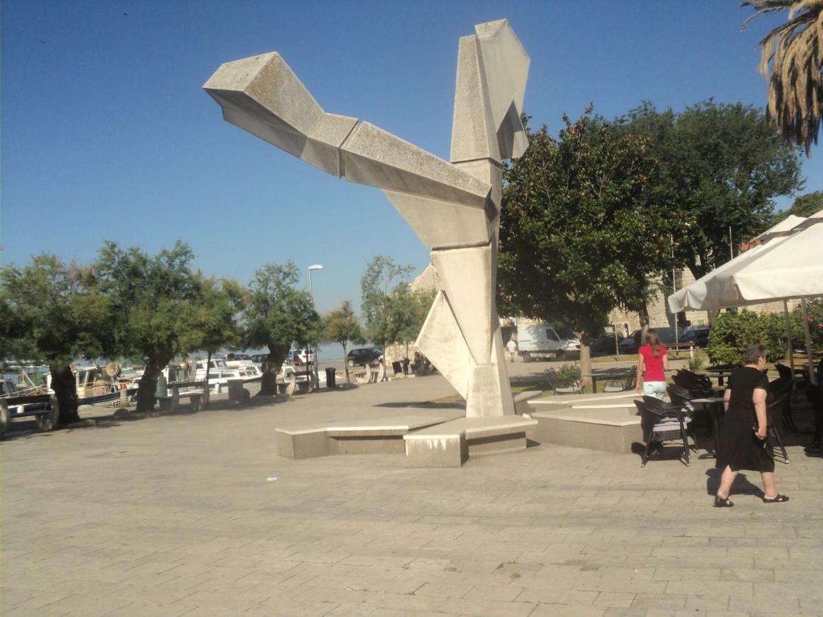 Studio Apartman Kastel Kambelovac Kastela Luaran gambar